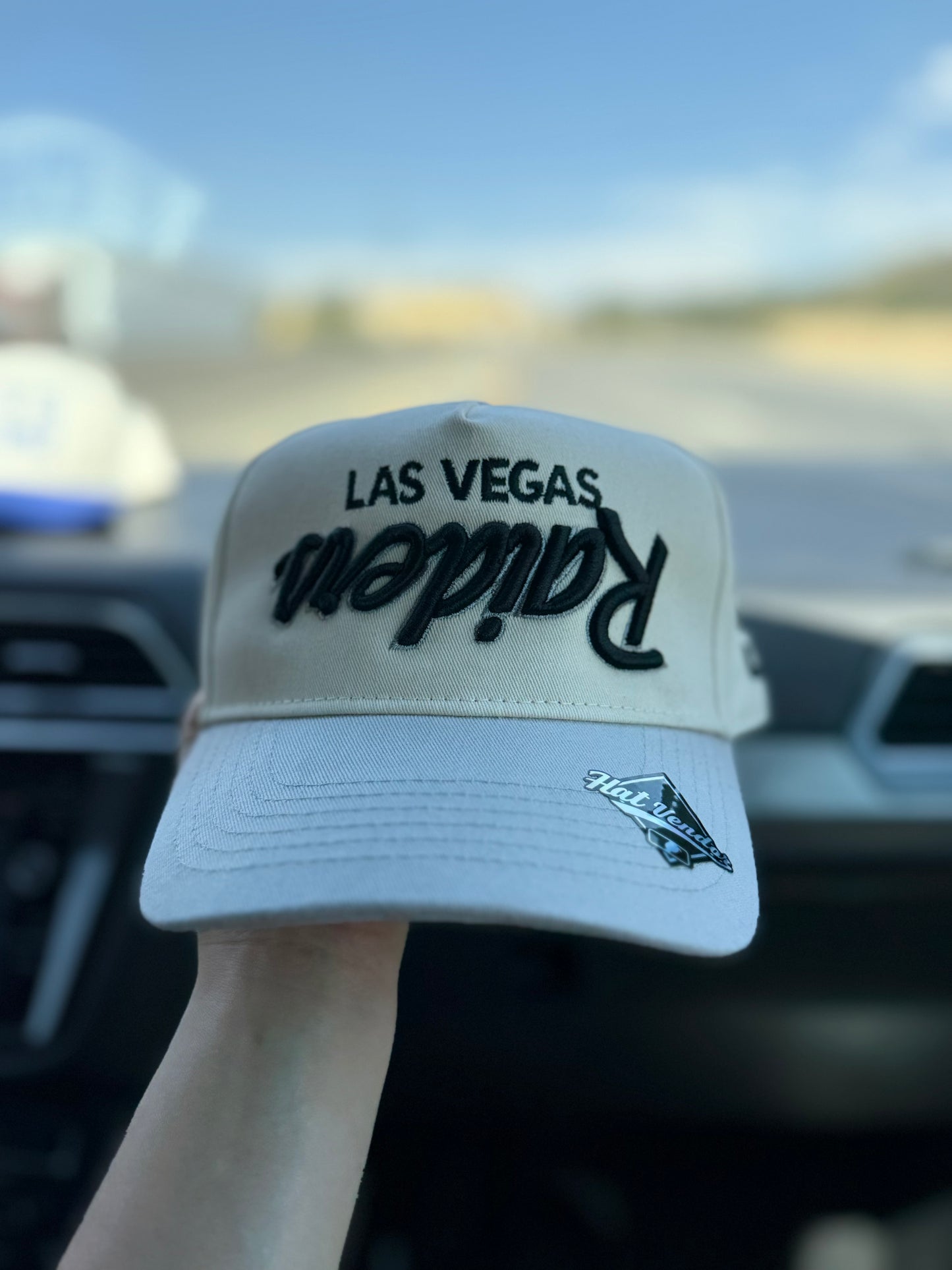🧢 Custom Embroidered Hats